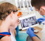 העתיד כבר כאן: כל מה שחשוב לדעת על השתלת שיניים ממוחשבת-תמונה